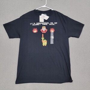 The Legend Of Zelda Shirt Mens Medium Black Link It's Dangerous To Go Alone NES